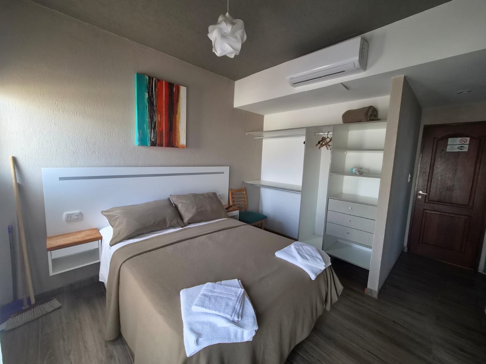 Mono suite con cama matrimonial